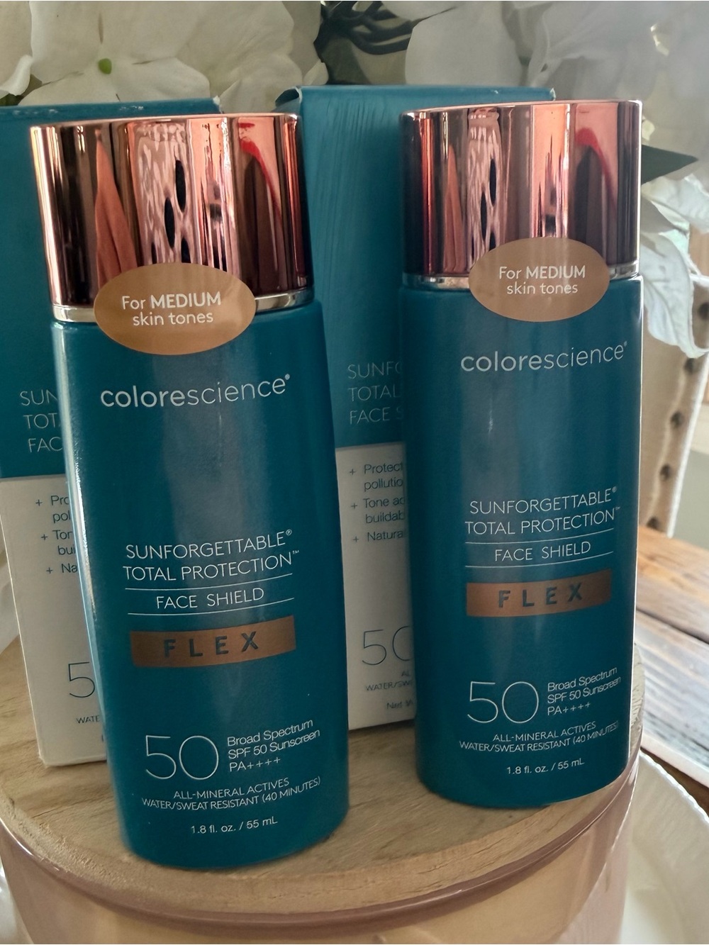 2 Colorscience Sunforgettable
Total Protection Face Shield
Flex SPF 50 medium - Picture 2 of 9